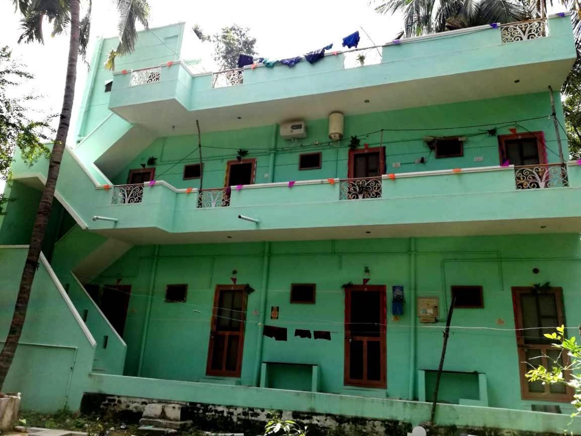 Sri Shankaraa Guest House Tiruvannāmalai エクステリア 写真