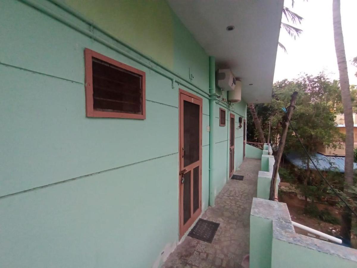 Sri Shankaraa Guest House Tiruvannāmalai エクステリア 写真