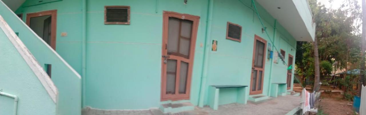 Sri Shankaraa Guest House Tiruvannāmalai エクステリア 写真