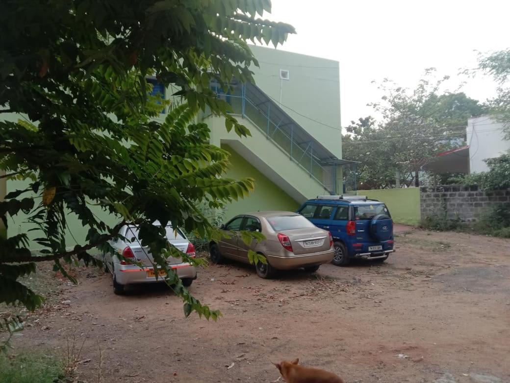 Sri Shankaraa Guest House Tiruvannāmalai エクステリア 写真