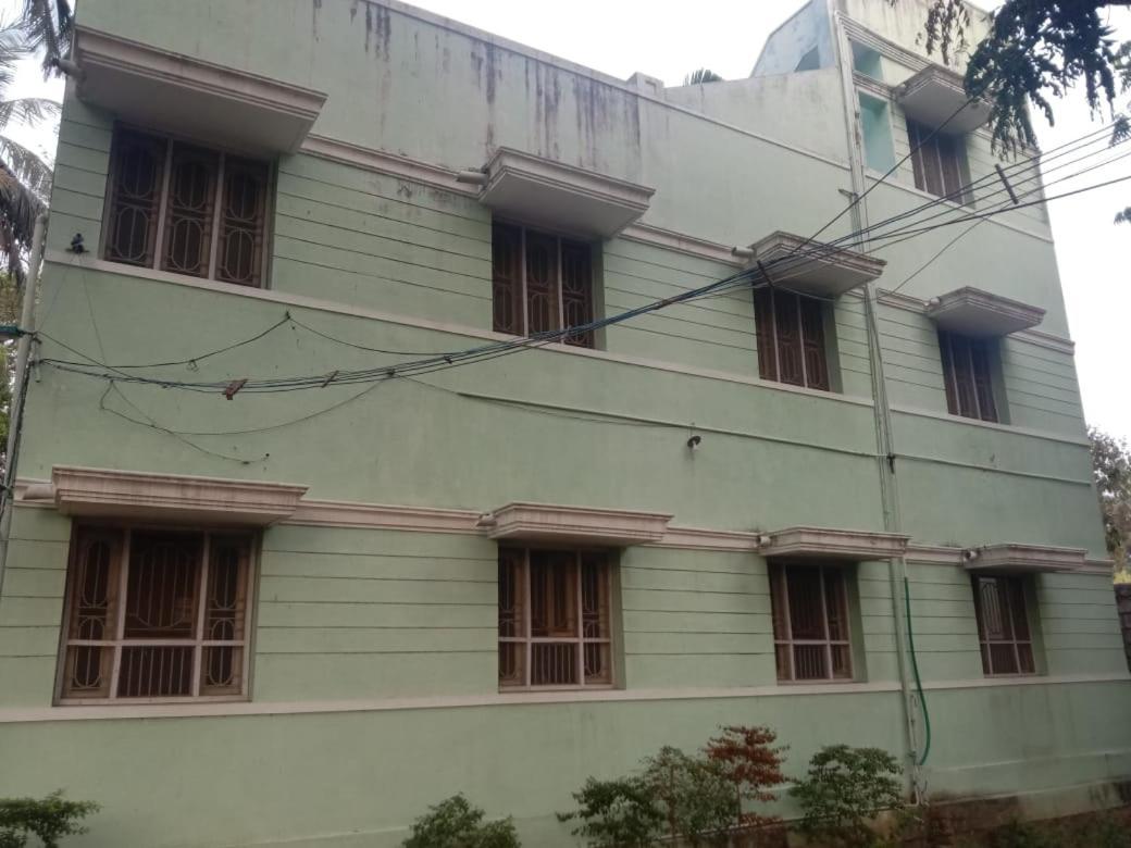 Sri Shankaraa Guest House Tiruvannāmalai エクステリア 写真